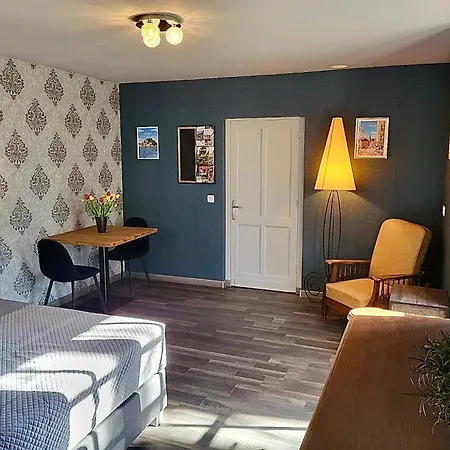 D'hotes L'heure Bleue Bed & Breakfast Saint-Alvère