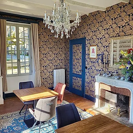Bed & Breakfast D'hotes L'heure Bleue Saint-Alvère