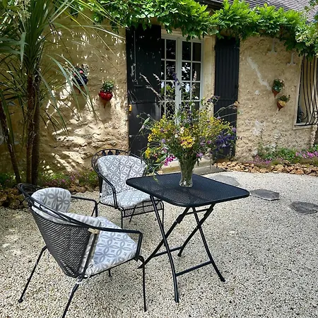 D'hotes L'heure Bleue Bed and breakfast 3*