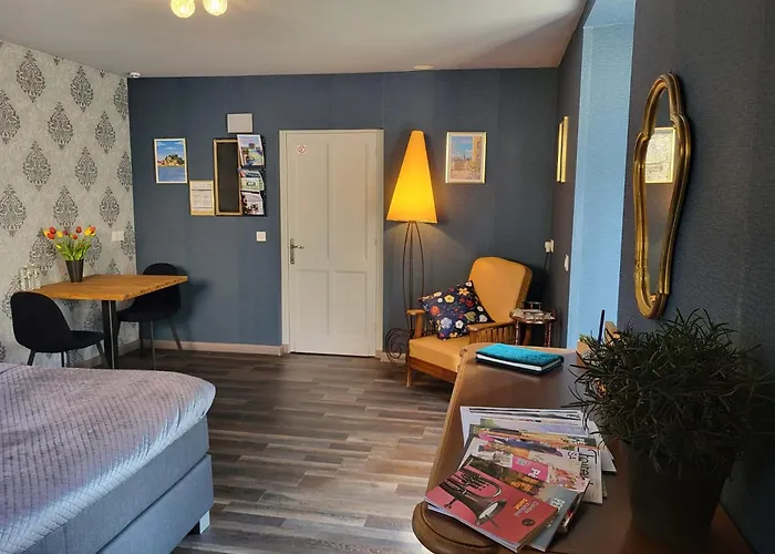 Bed & Breakfast D'hotes L'heure Bleue Saint-Alvère